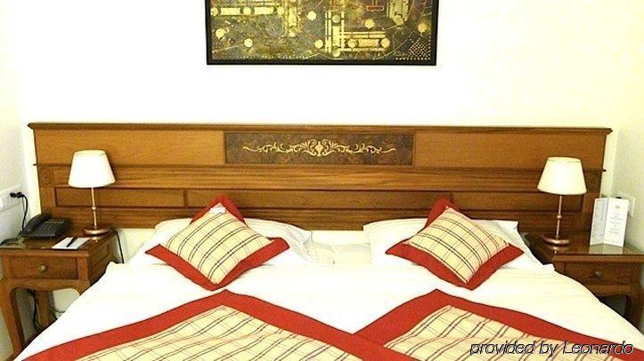 Hotel Des Inventions Ecublens  Ngoại thất bức ảnh