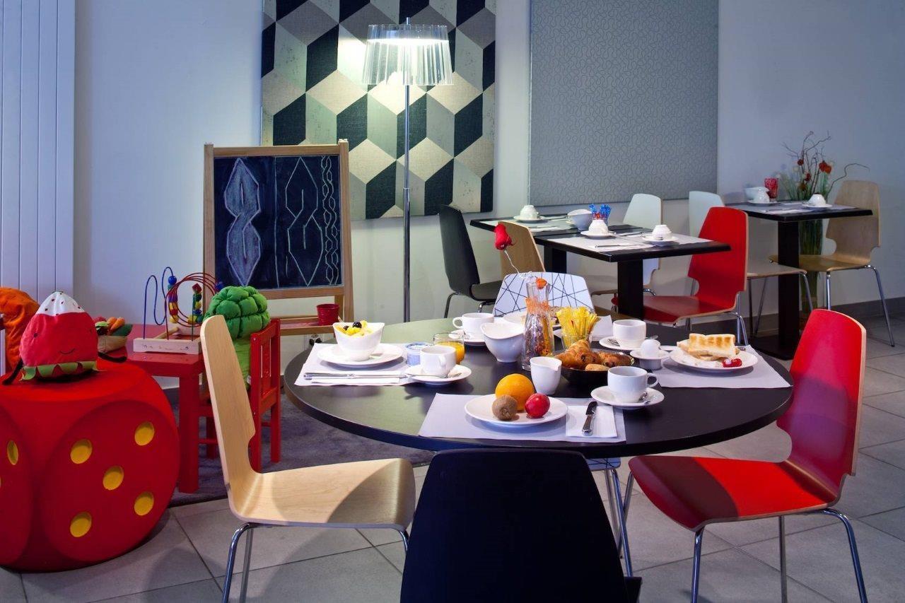 Hotel Des Inventions Ecublens  Ngoại thất bức ảnh