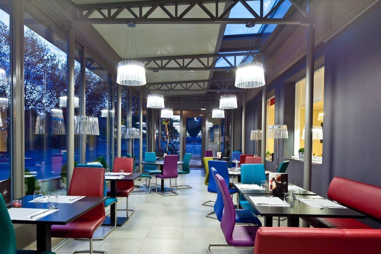 Hotel Des Inventions Ecublens  Ngoại thất bức ảnh