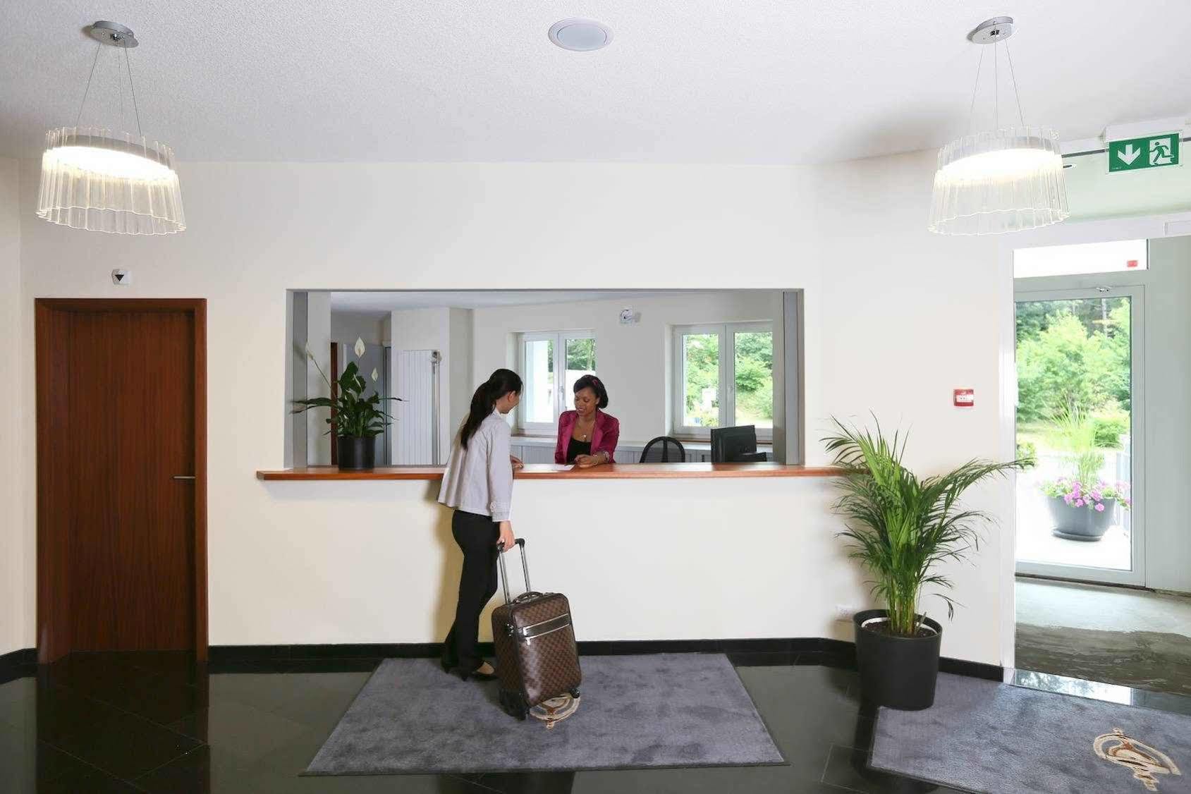 Hotel Des Inventions Ecublens  Ngoại thất bức ảnh